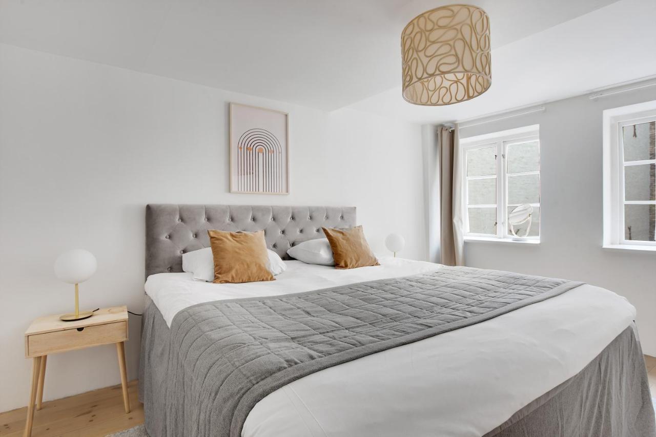 Sanders Main - Endearing Two-bedroom Duplex With A Balcony Next To Magical Nyhavn Apartamento Copenhague